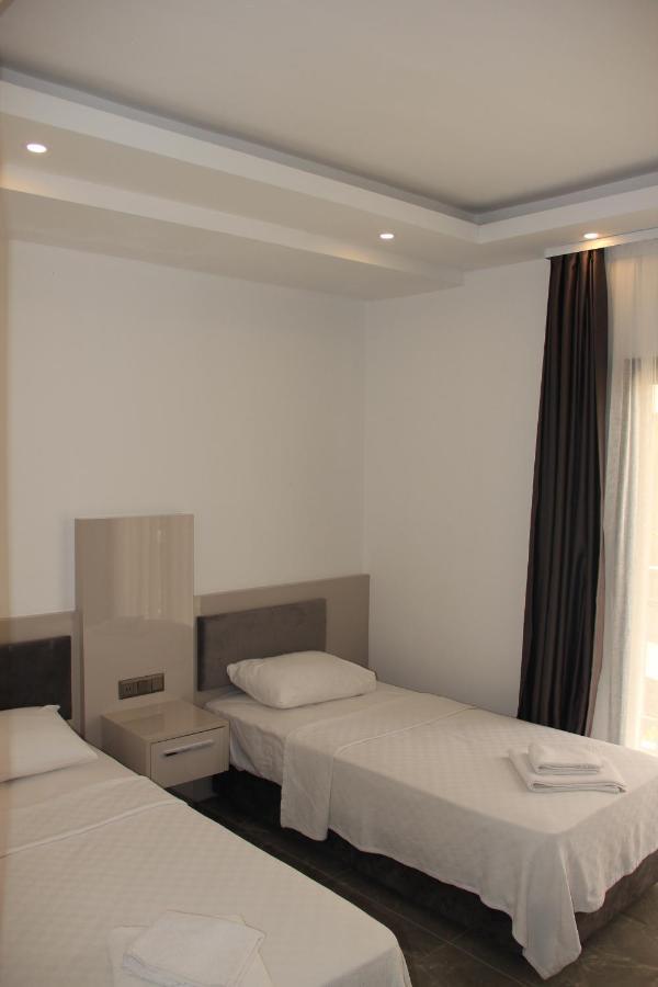 Orion Hotel Битез Экстерьер фото