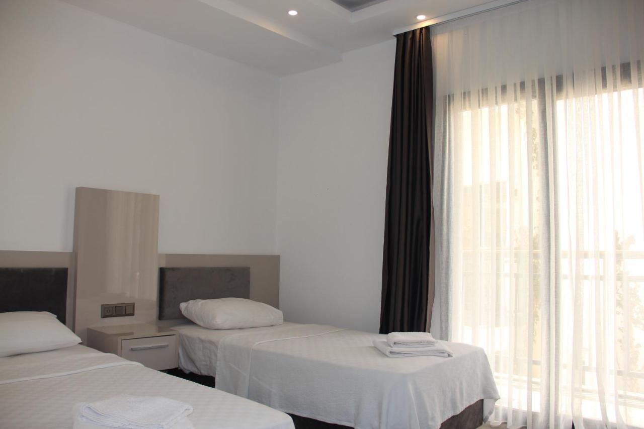 Orion Hotel Битез Экстерьер фото